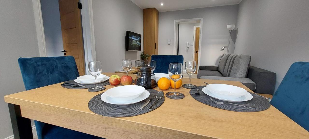 Apartament Mila Apartment Малборк Екстериор снимка